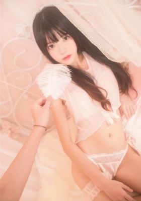 被各种性器调教到哭vk